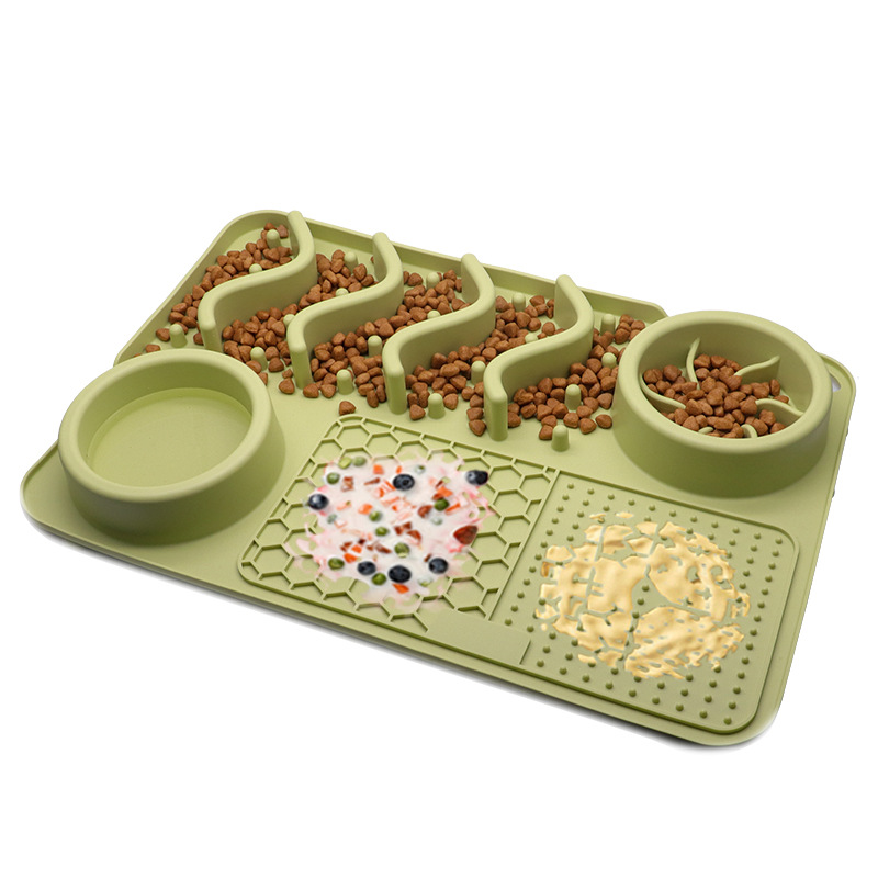 Dog Silicone Licking Pad Pet Licking Mat Silicone Smelling Mat Multifunctional Food Bowl Pets Supplies — image 12