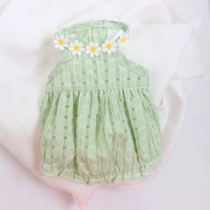 Ropa de Verano para Perros: Tutú Verde Florido para Caniches y Pupitas Femeninas con Accesorios de Moda — imagen 4