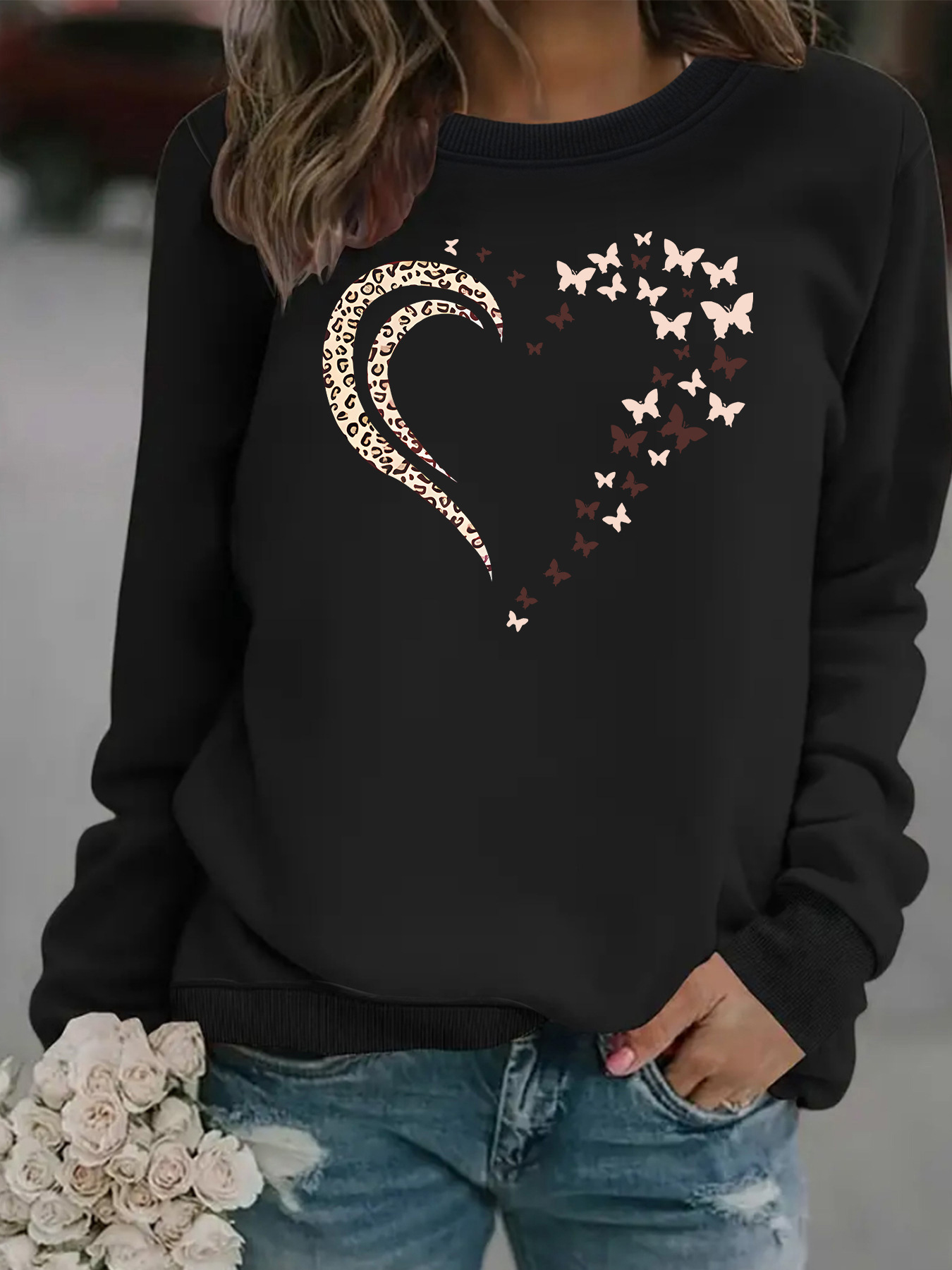 Love butterfly printed hoodie — image 10