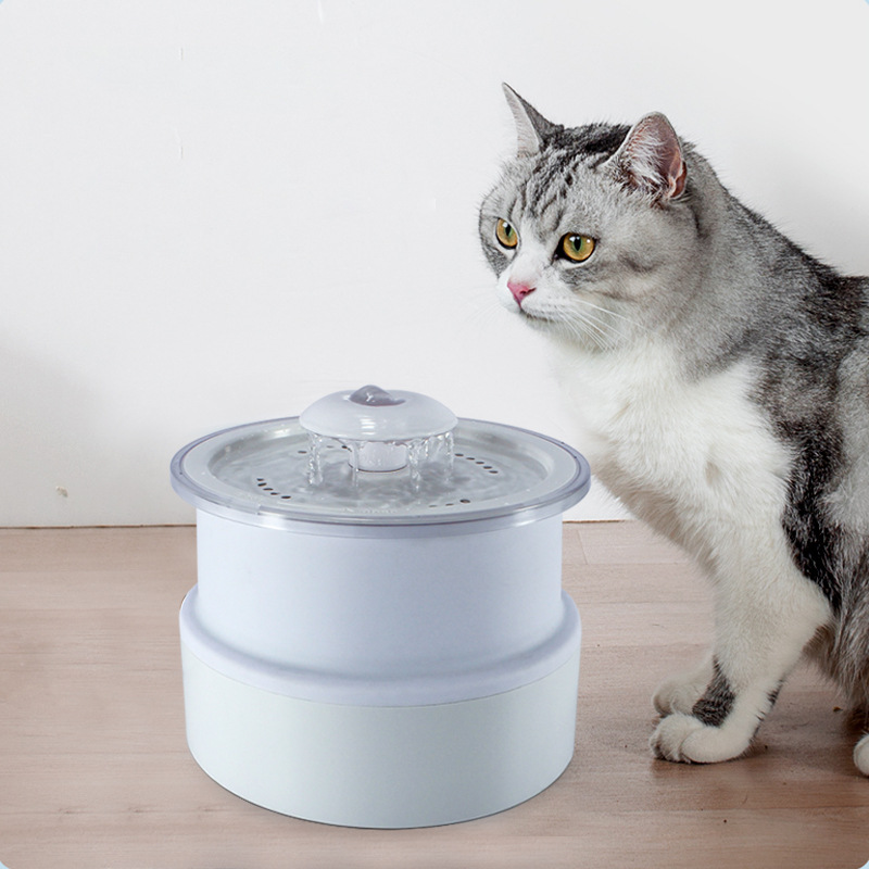 Foldable Pet Water Dispenser Luminous Automatic Water Dispenser Water Cycle Dog Water Feeder — image 1