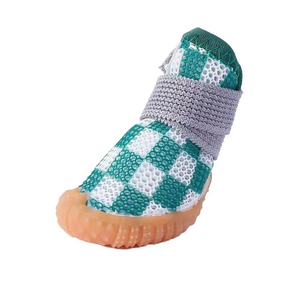 Set de 4 Piezas de Zapatos para Perro, Transpirables, Antideslizantes y Resistentes al Desgaste, Botas de Malla Hueca, Zapatos Suaves de Malla para Cachorros, Protectores de Patas — imagen 5