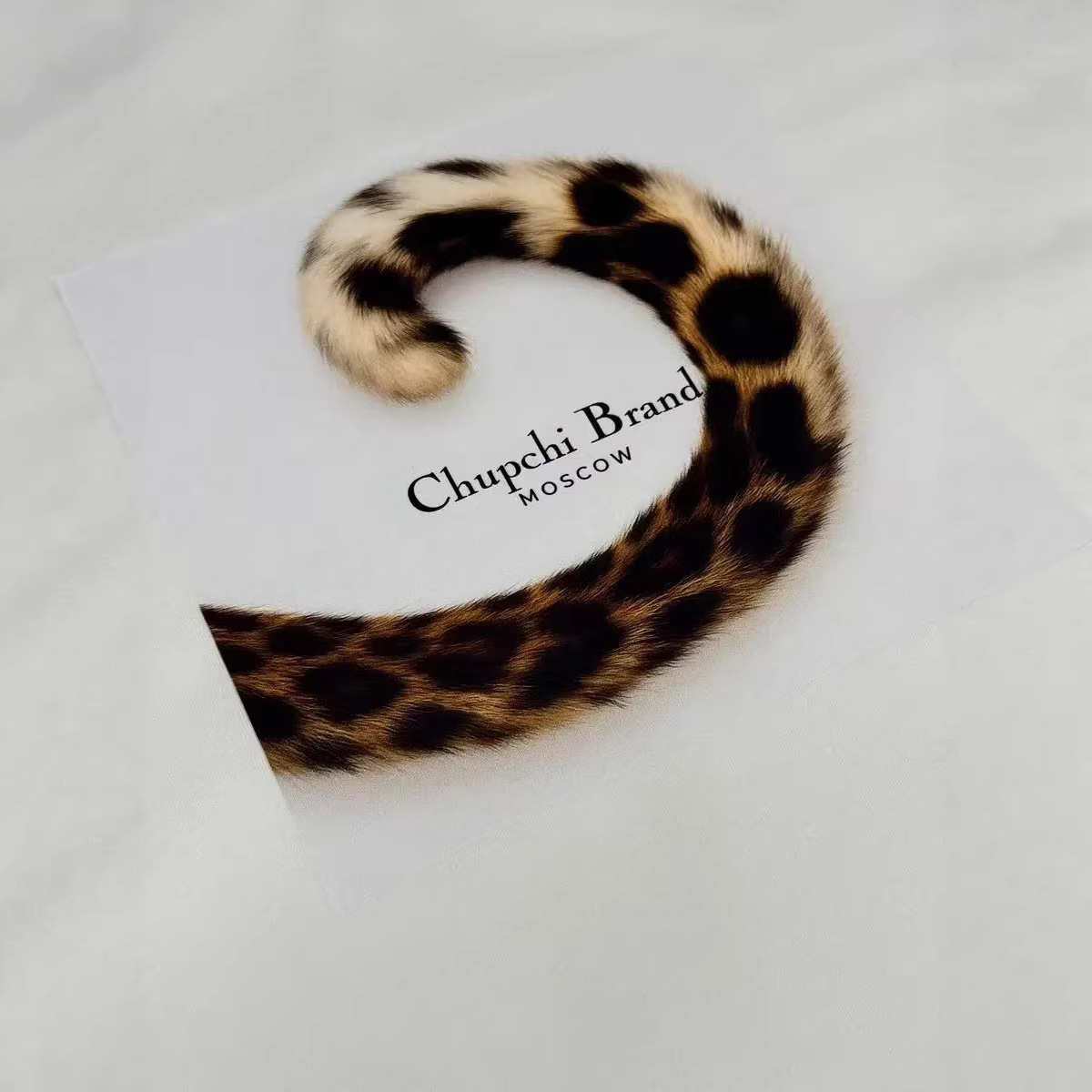 Leopard print tail printed short sleeved T-shirt for women — image 5