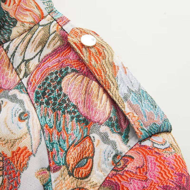 Simple and versatile peacock print jacket — image 5