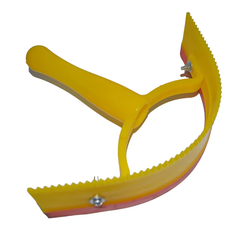 Horse Sweat Scraper Handheld Grooming Cleaning Tool For Horse Cattle Donkey Animal Accessories Random Color — image 1