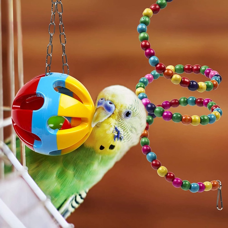 Paquete de 10 Juguetes para Jaula de Aves, Confiables y Masticables - Columpio, Puente Colgante, Cuentas de Madera, Pelota y Campana (en existencia) — imagen 3