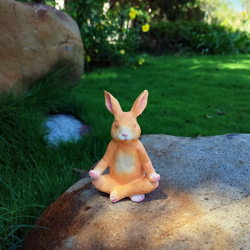 Decoraciones de jardín para meditación al aire libre con conejos — imagen 7