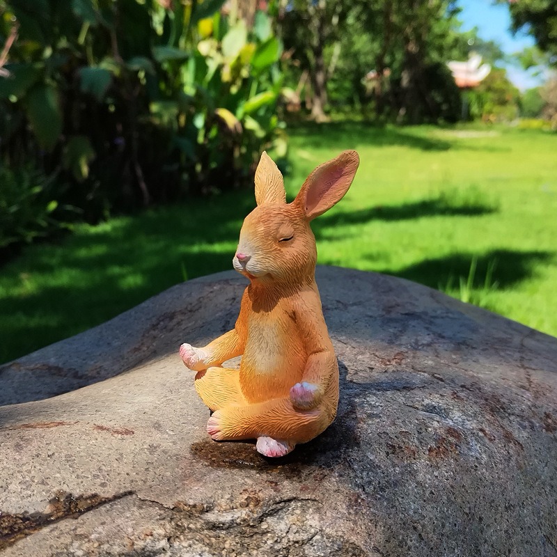 Decoraciones de jardín para meditación al aire libre con conejos — imagen 4