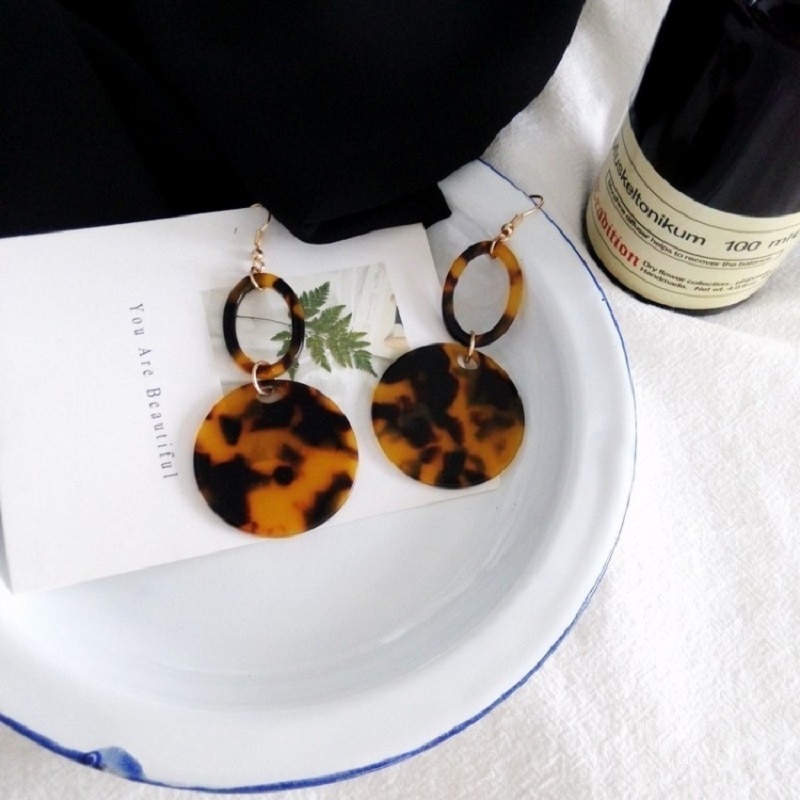 Auriculares de Leopard en Acetato Geométricos Redondos Marrones de Acrilato Largo con Pata de Ganga — imagen 3