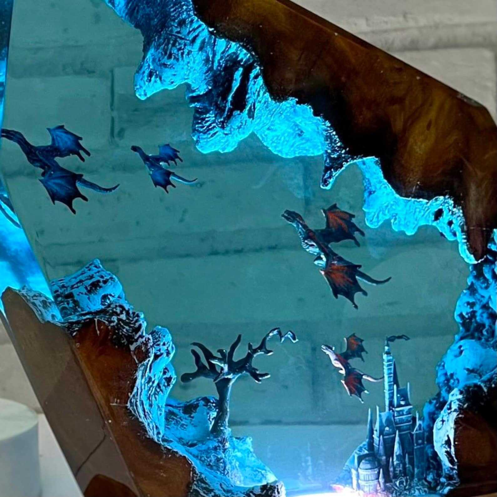Fire Dragon and Ice Dragon Resin Lamp 3D Dragon Desk Lamp Game of Power Dragon Lamp Lighting Home Decoration — image 2