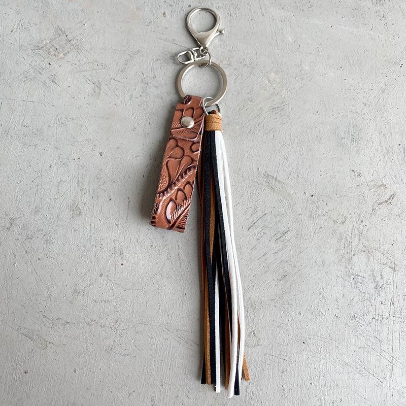 European and American Keyring Retro Embossed Brown Cow Leather Keychain Leather Tassel Personalized Handmade Pendant — image 2