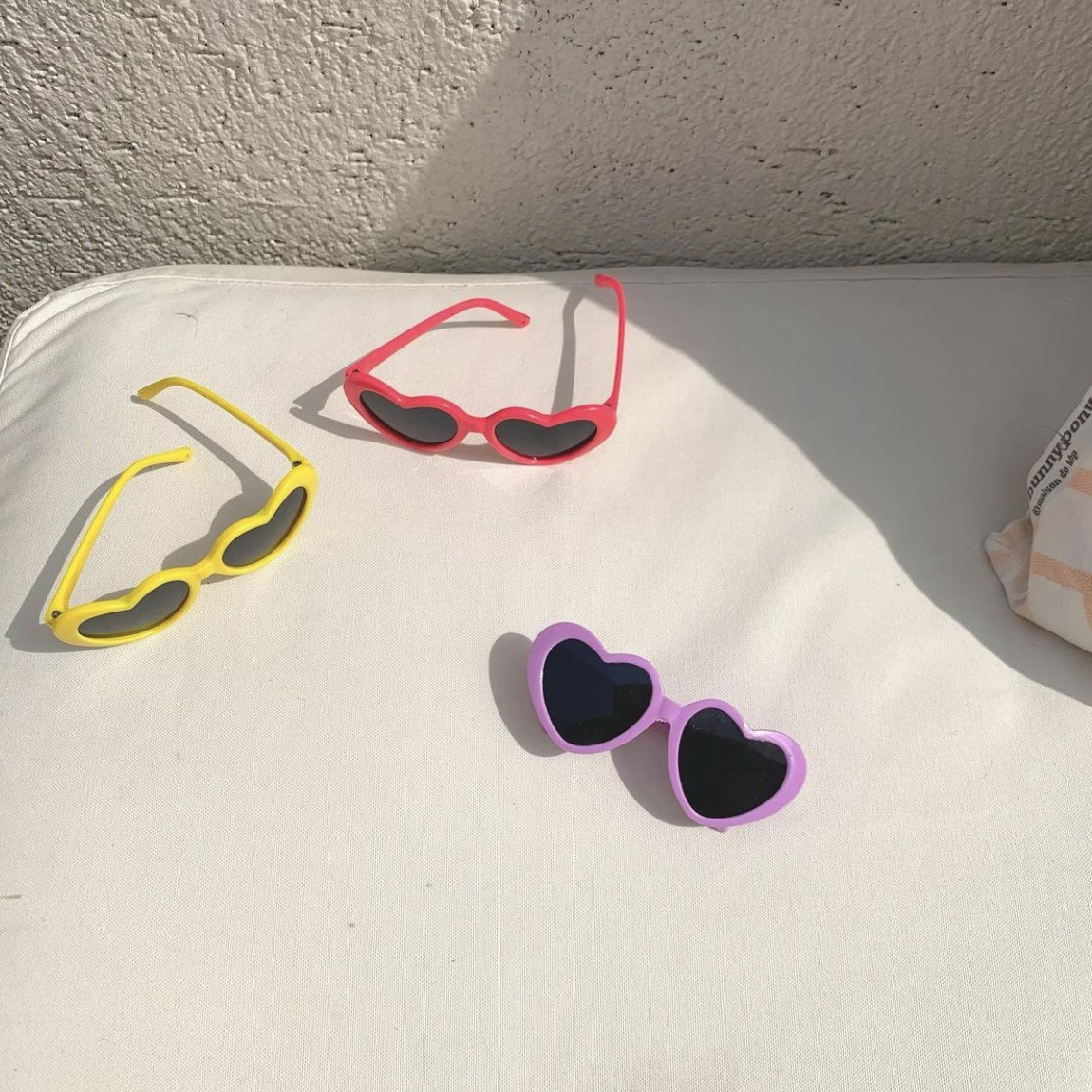 Creative Love Pet Dog Cat Creative Sunglasses Sun Glasses with Accessories Photo — image 4