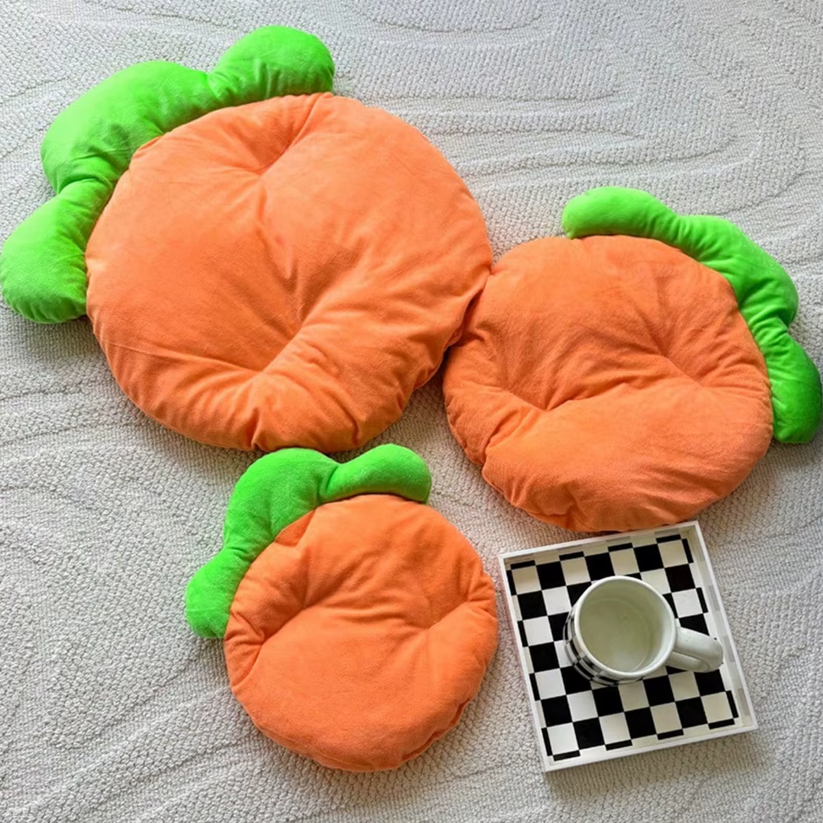 Cozy Carrot Shaped Small Animal Bed Cushion Mat All Season Warm Soft Nest Mat for Hamster Rabbit Guinea Pig Chinchilla Small Pet — image 5