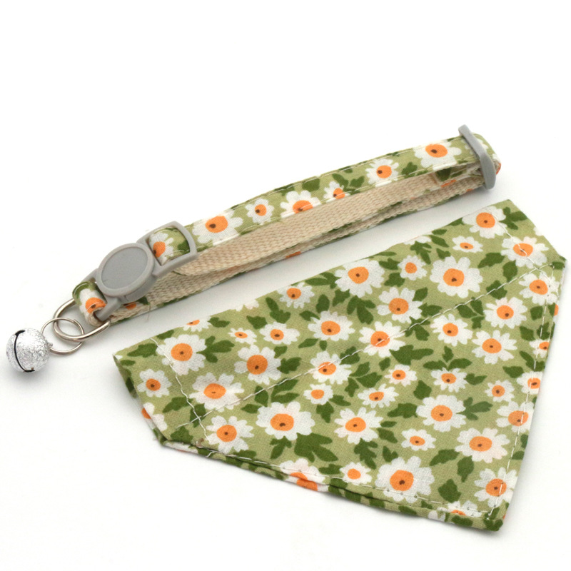 Collar de Triángulo Floral para Perros y Gatos - Bandita de Sol y Margaritas Pequeña — imagen 11