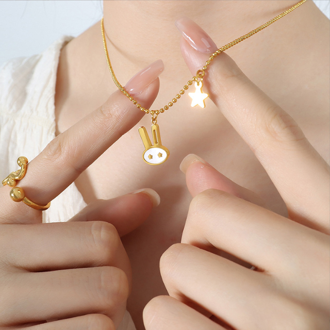 Cute Cartoon Versatile Star White Beige Little Rabbit Pendant Necklace New Fashion Personality Small Crowd Jewelry — image 3