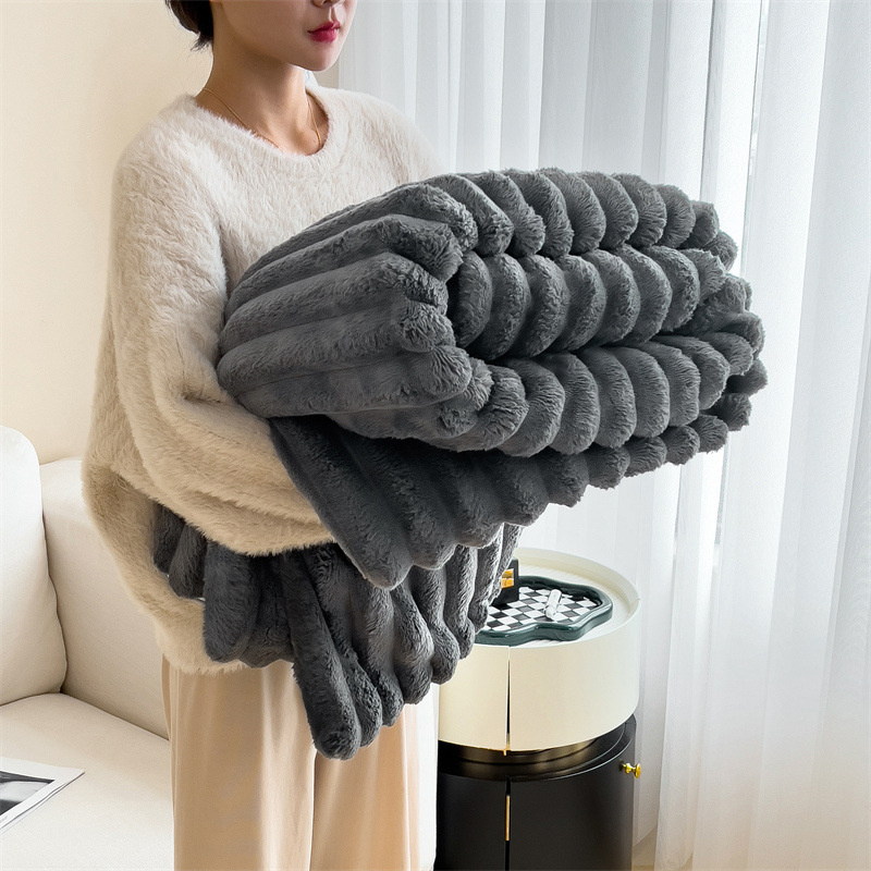 Rabbit plush blanket — image 8