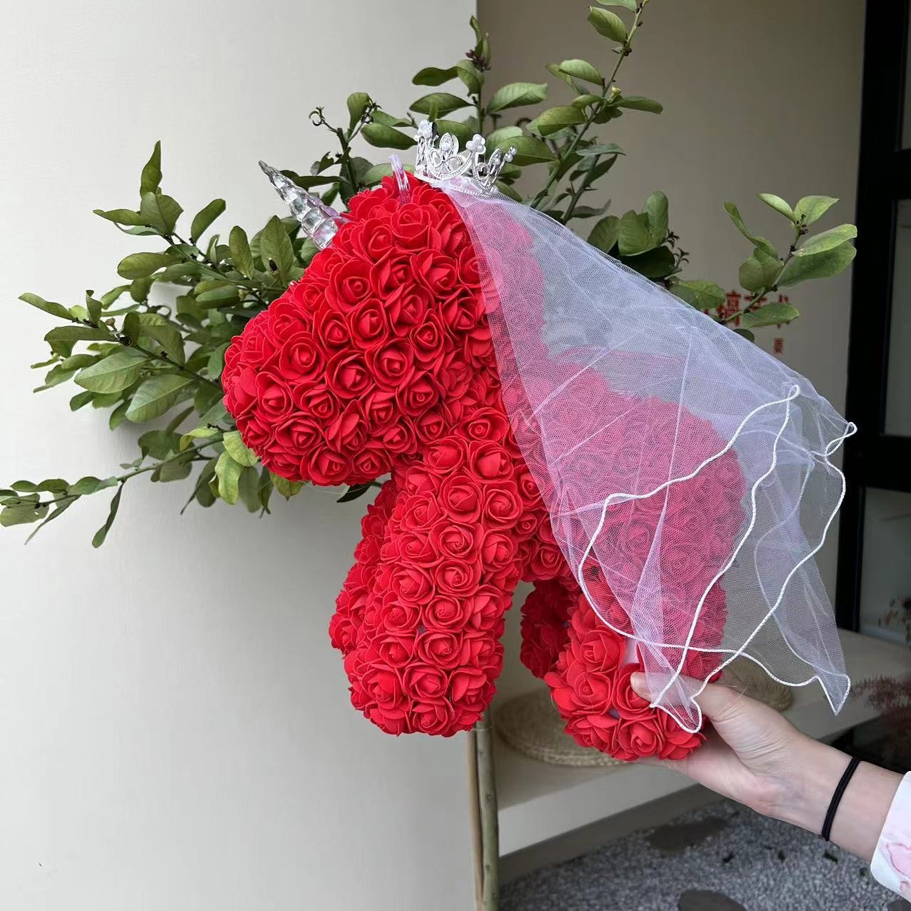 Regalo de oso de espuma de rosa de unicornio con flor eterna para San Valentín, cumpleaños y Qixi — imagen 6