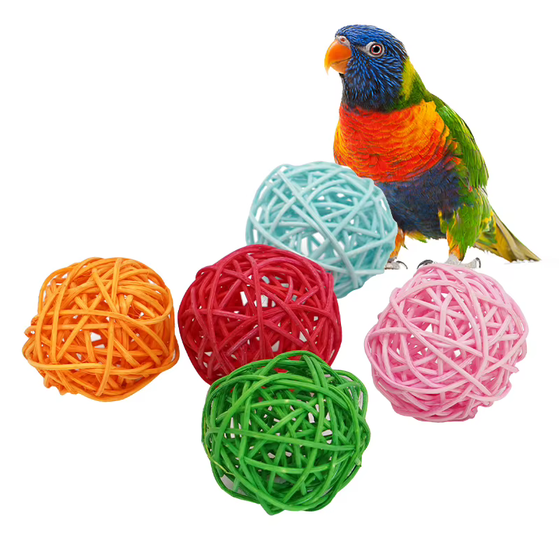 Juguetes para Pájaros de Mascota, Juguetes de Mordisco, Pelota de Rattan para Pájaros, Juguete para Guacamayos, Cacatúa, Periquitos, Juguetes de Juego y Mordisco, Juguetes para Jaulas de Pájaros 5pcs — imagen 2