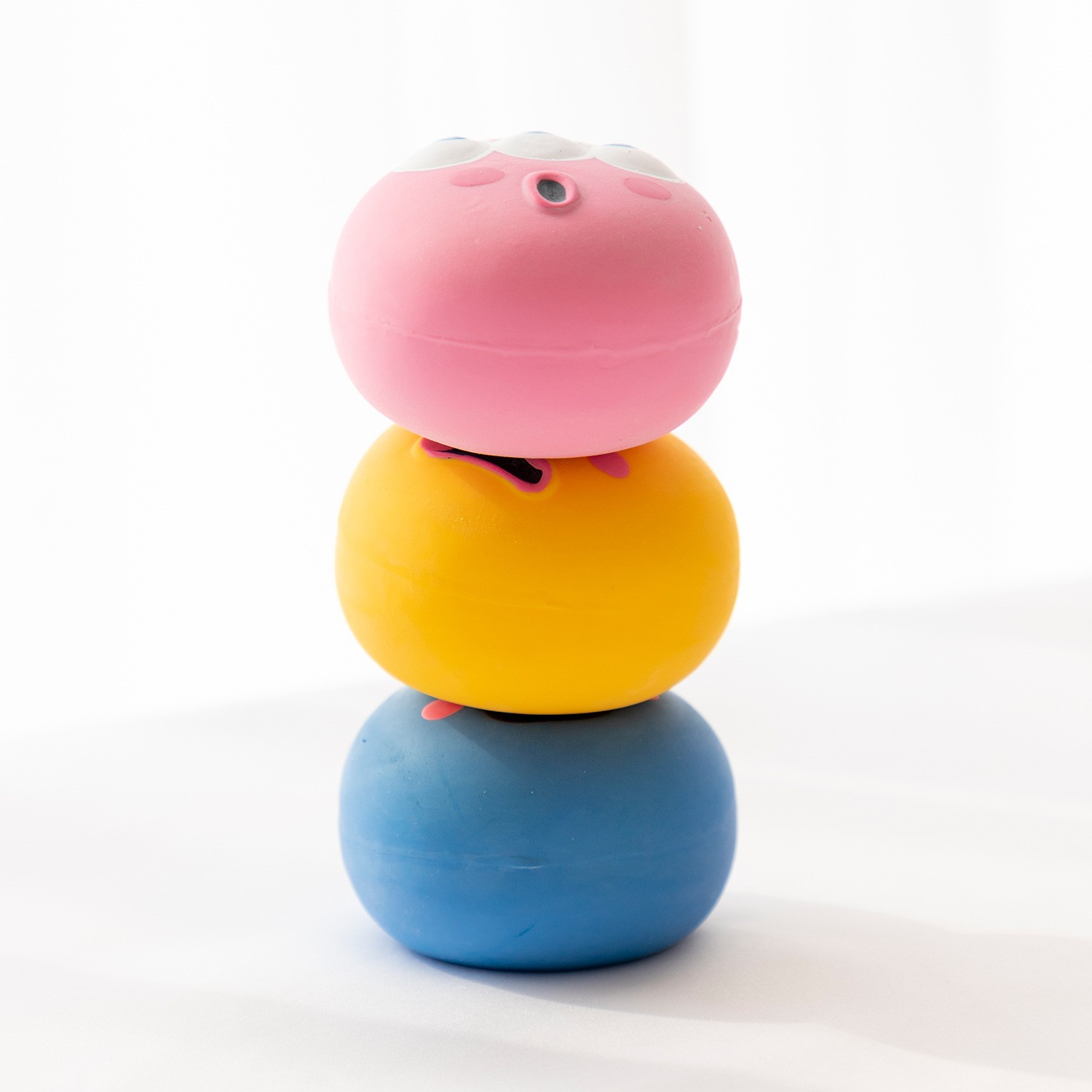New Cute Cartoon Big Eyeball Dog Vocal Gnawing Toys Environmentally Friendly Vinyl Interactive Pet Toys — image 1