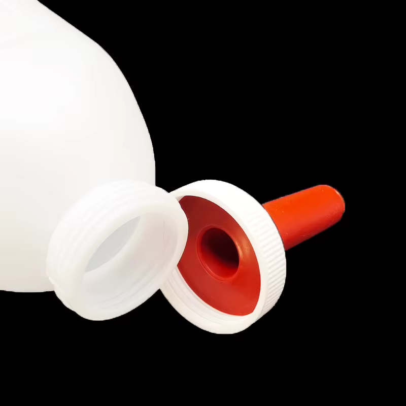 Botella de Leche para Terneros de Plástico con Seno de Goma - 2L — imagen 2