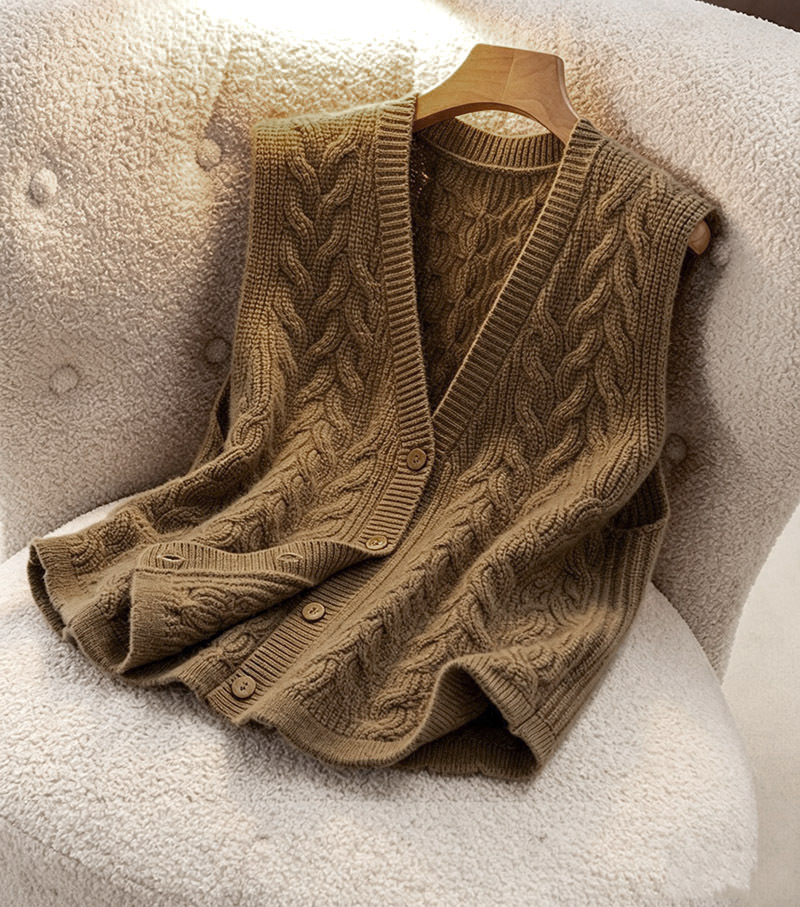 Women's V-Neck Cable Knit Imitation Sheep Wool Vest, Sleeveless Single-Breasted Cardigan — image 8