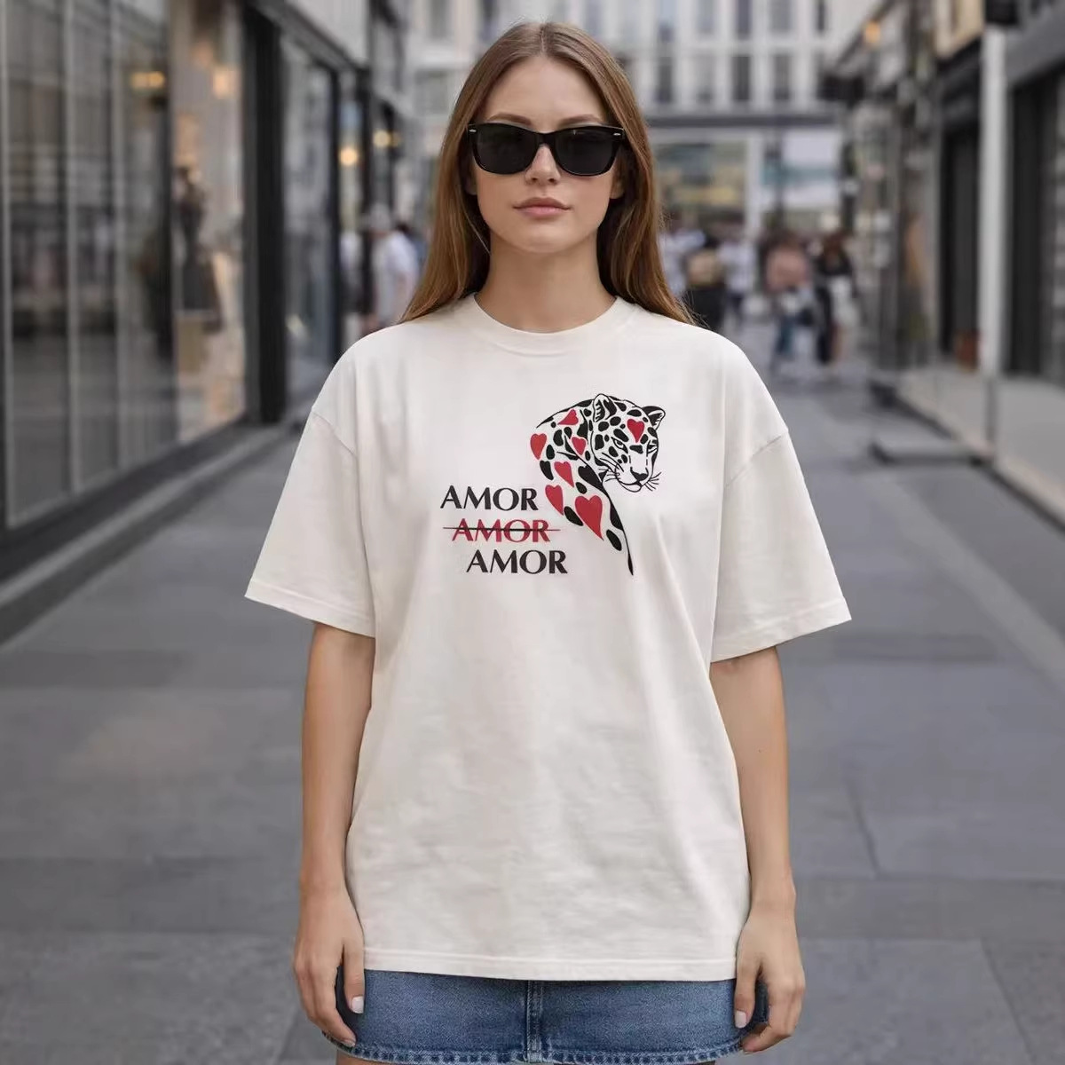 Cheetah pattern short sleeved T-shirt for women — image 4