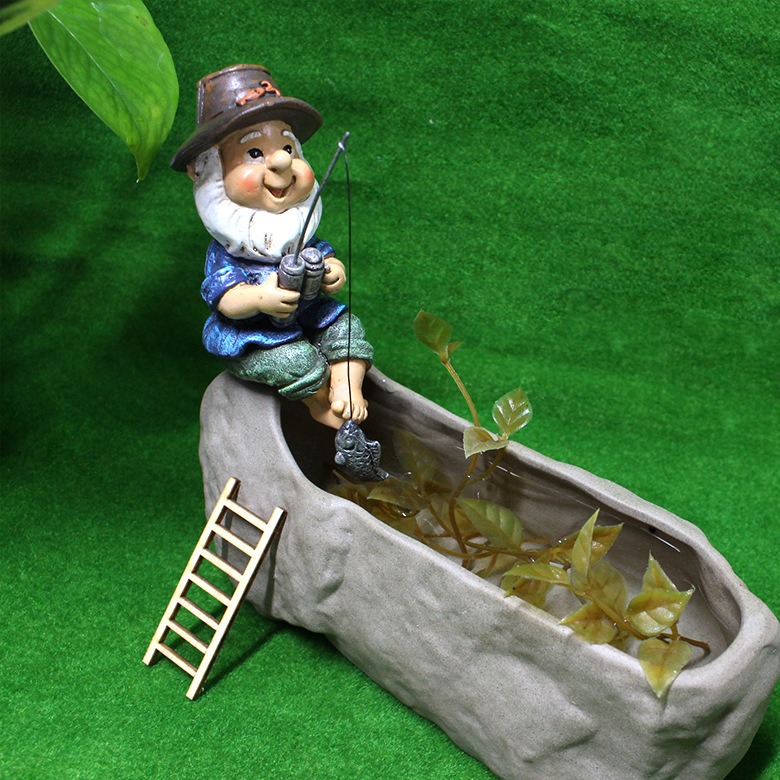 Creative resin ornaments for garden fishing sprites — image 4