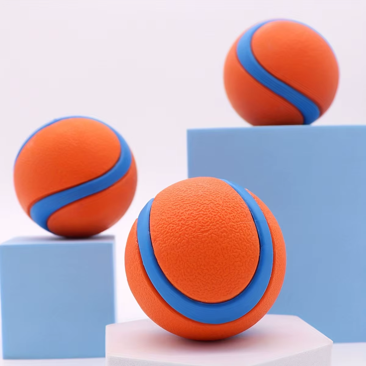 Pelota de Mordisqueo Resistentente en Silicón para Perros - Juguetes Interactivos para Razas Medianas con Limpieza Dental y Diversión — imagen 3