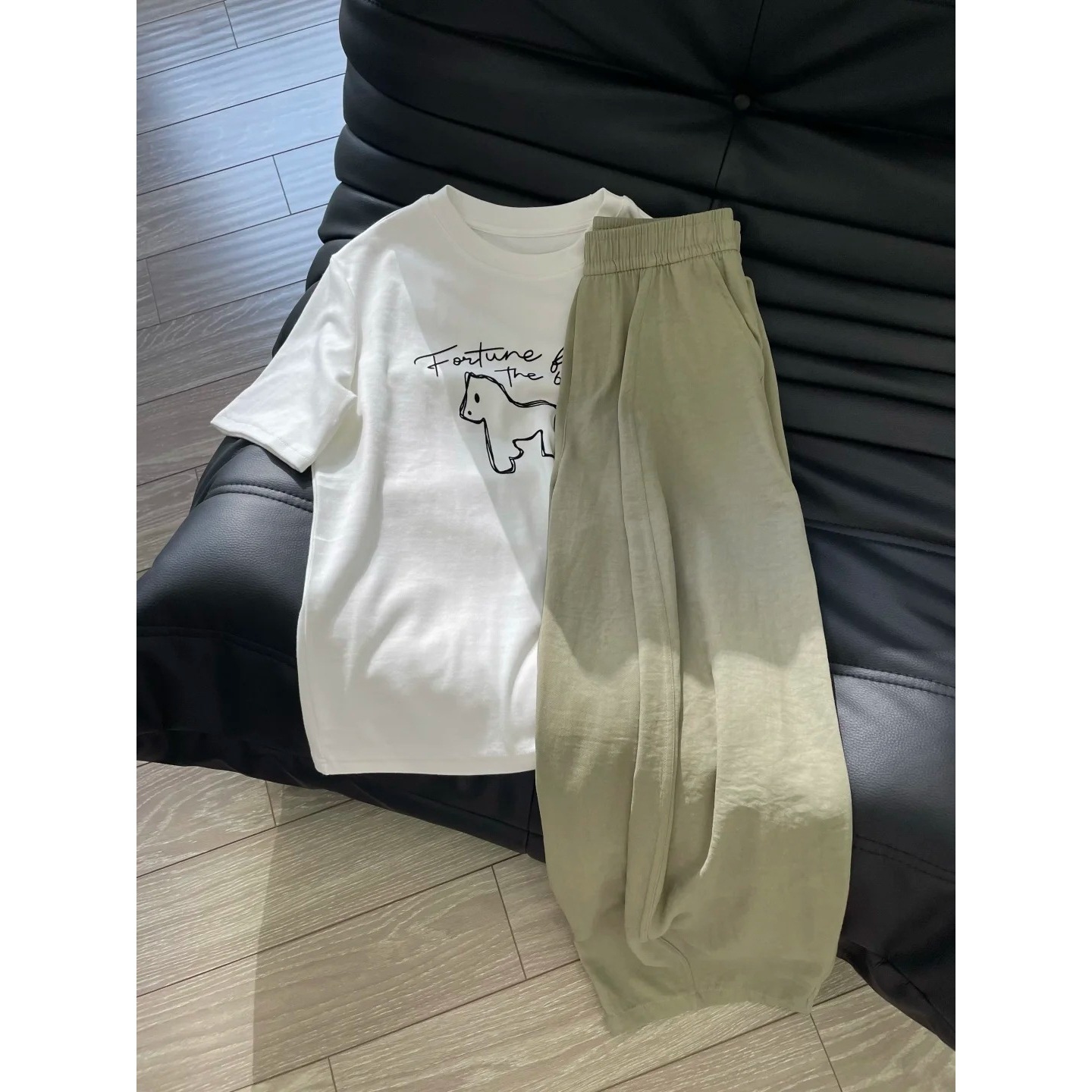 Horse Print Short Sleeve Women's Regular Shoulder White T-Shirt — image 6