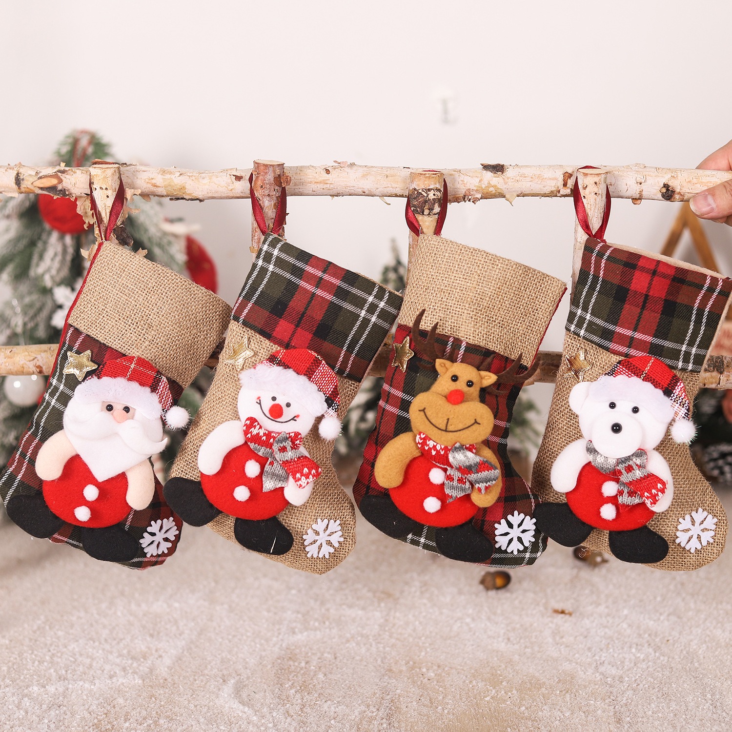 Christmas linen checkered gift bag 3D elderly snowman reindeer figurine Christmas boots pendant — image 9