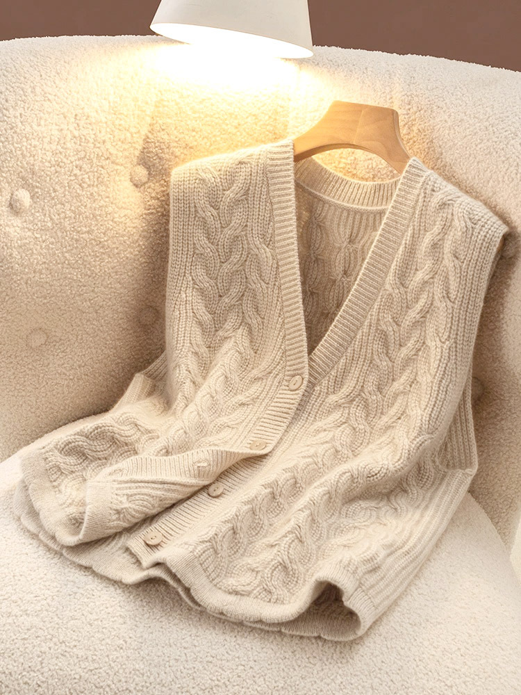 Women's V-Neck Cable Knit Imitation Sheep Wool Vest, Sleeveless Single-Breasted Cardigan — image 7
