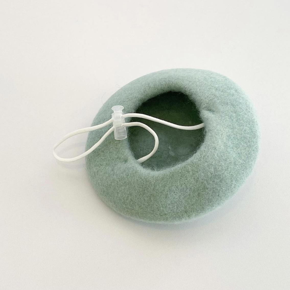 Ins Solid Color Wool Beret Mini Decorative Funny Pet Hat for Dog 1 buyer — image 5
