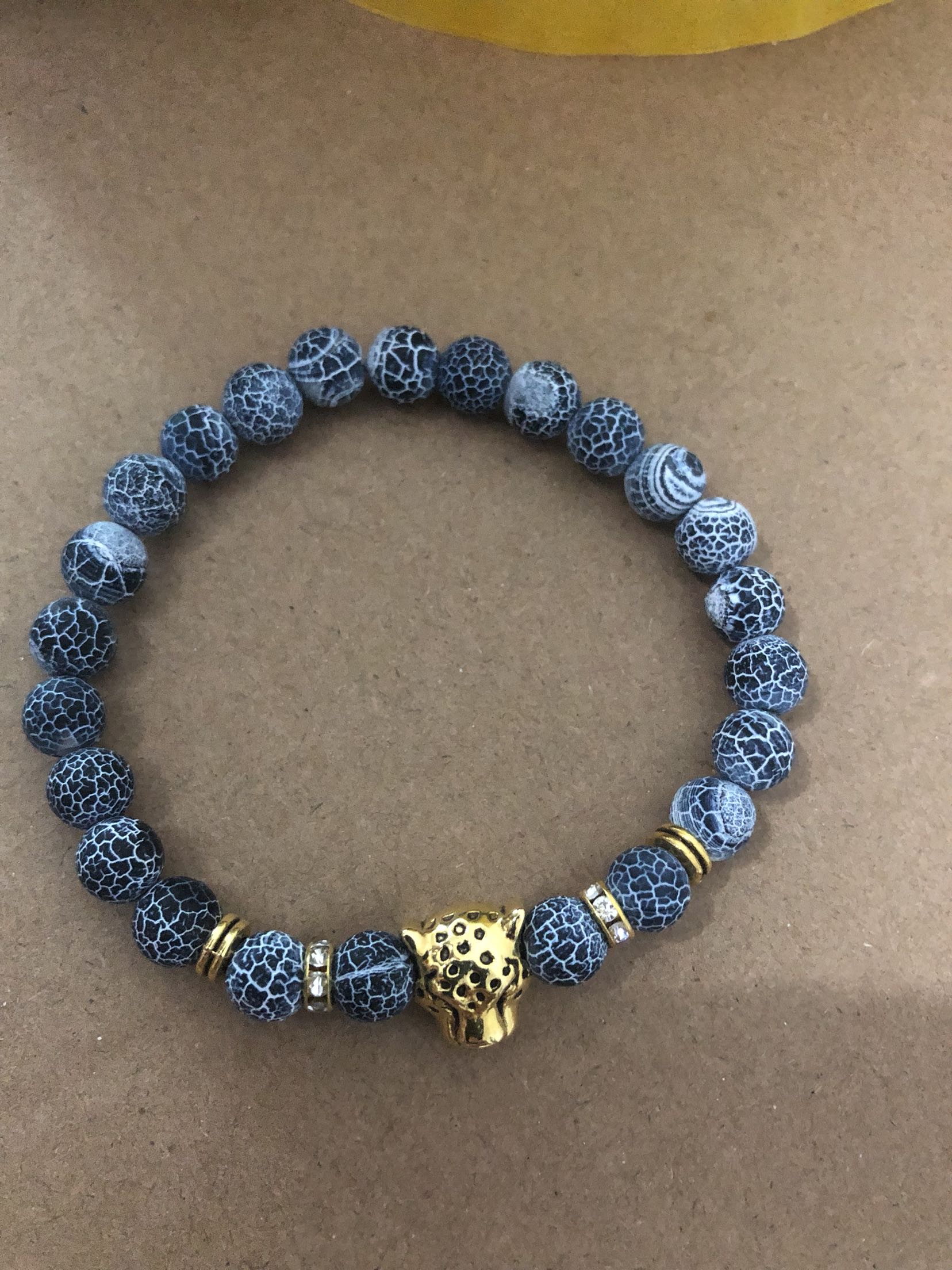 Pulsera de cuentas con cabeza de leopardo en ágata y aleación — imagen 3