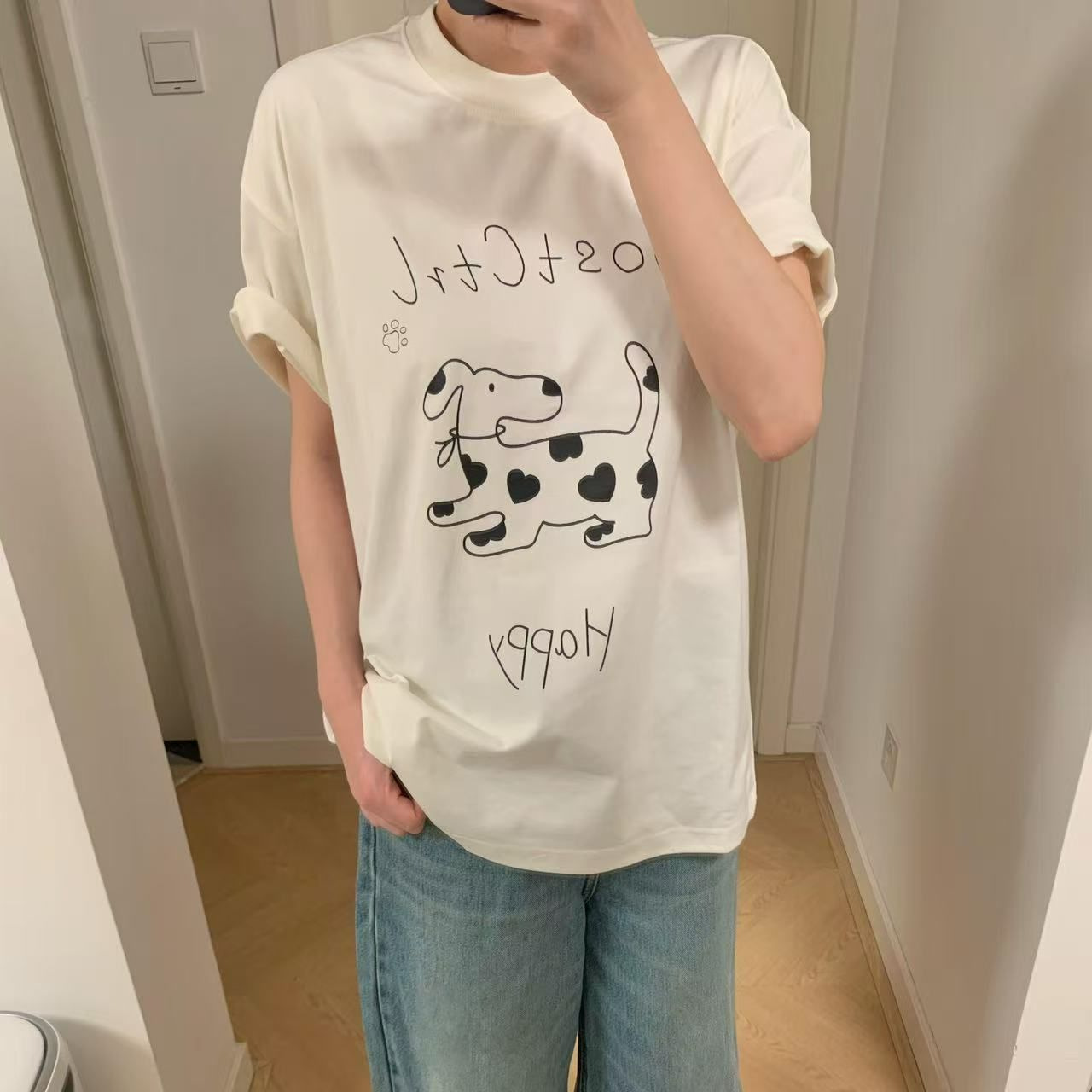 Camiseta de Algodón de Manga Corta con Estampado Abstracto de Perro — imagen 6