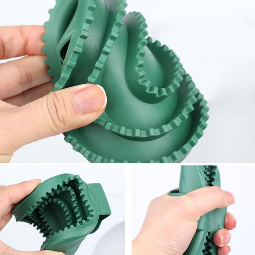 Pet Bath Brush Gloves Dog Cleaning Supplies Bath Brush Cat Bath Massage Brush Hair Removal Pet Supplies — image 4
