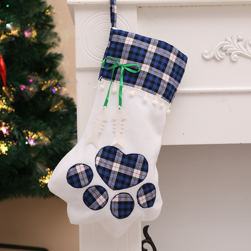 Christmas decorations dog paws Christmas socks hanging bones cat paws Christmas gift bags — image 3