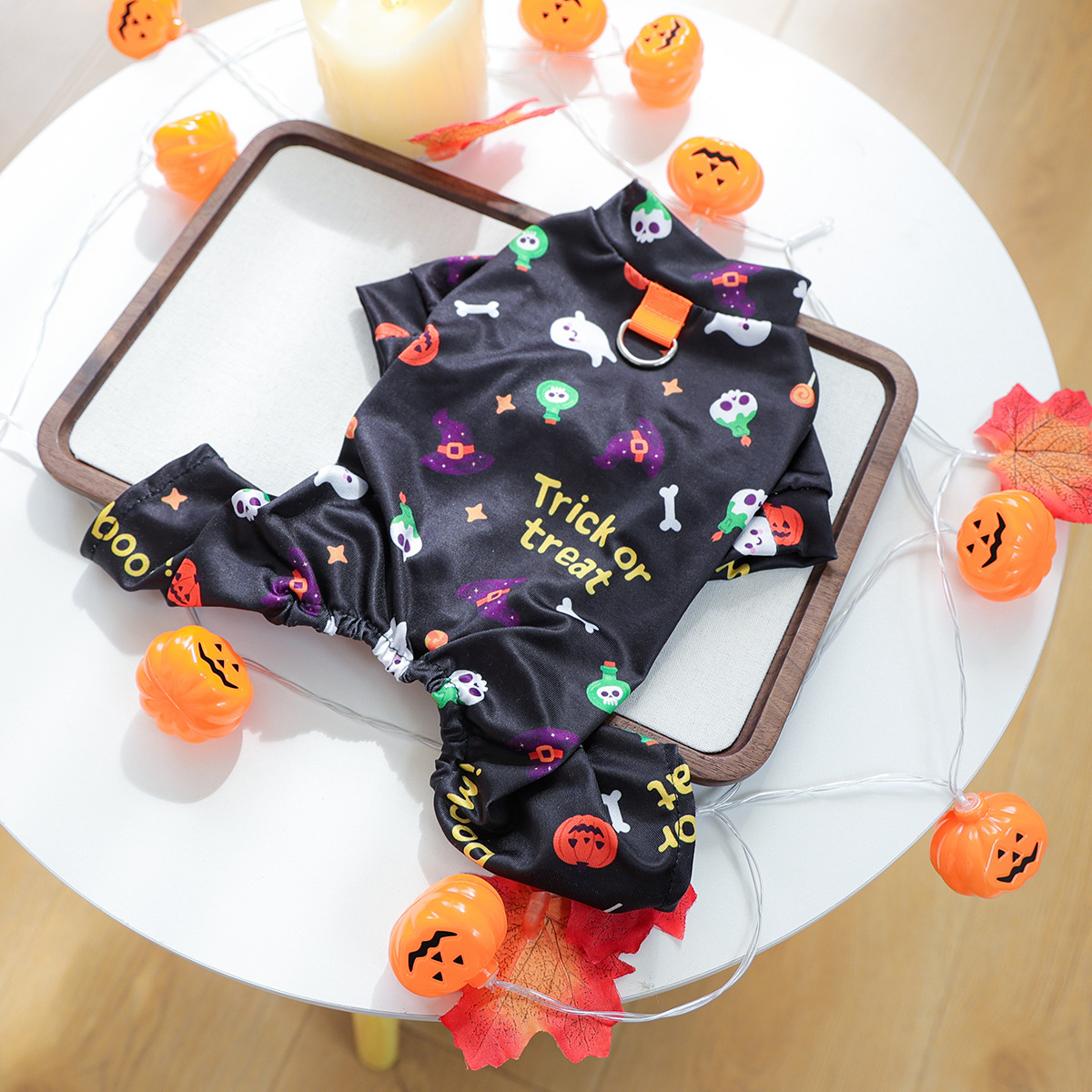 Ropa de Compañero para Perros y Gatos: Vestimenta de Halloween Floral Cómica para el Hogar — imagen 9