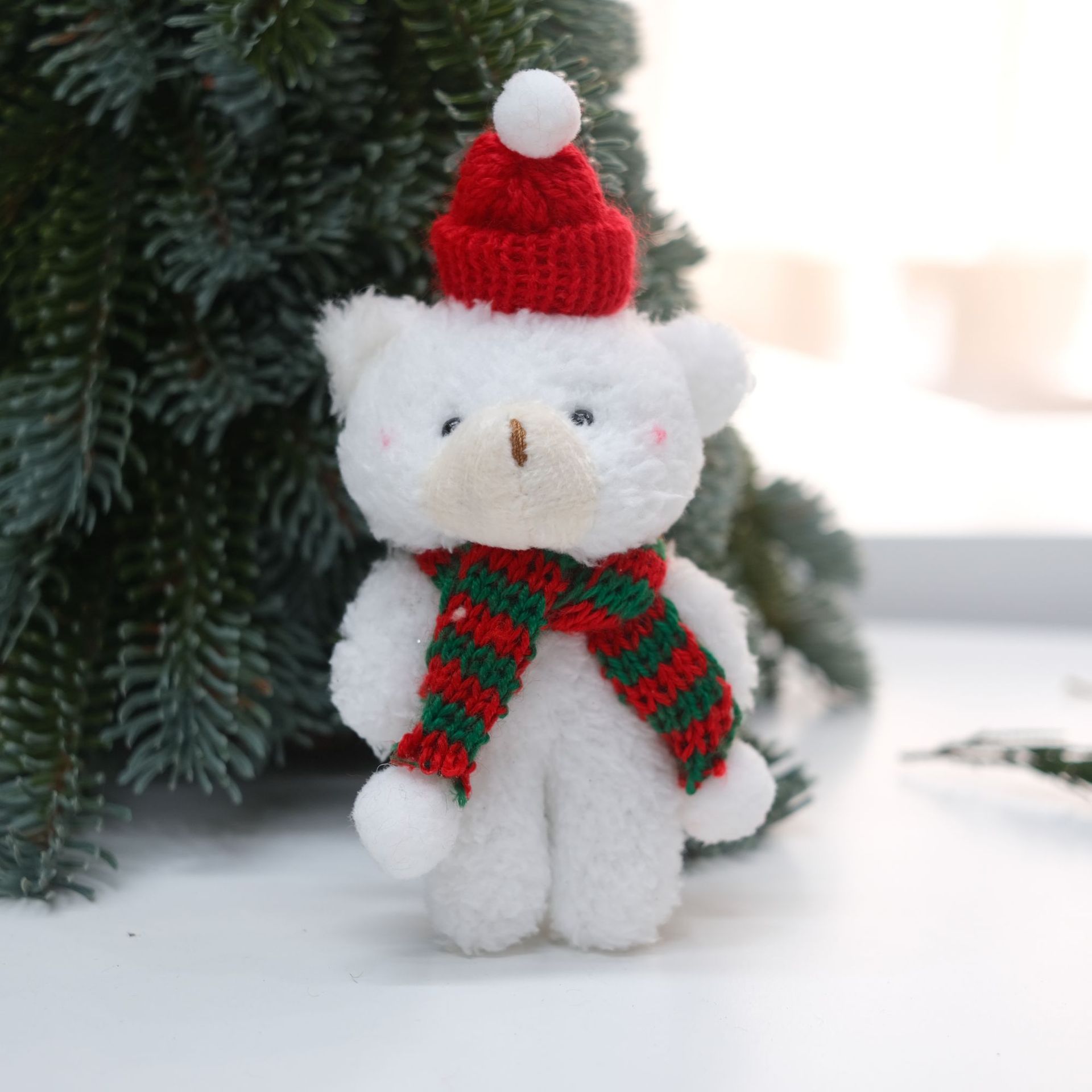Oso de Peluche Fuzzy Bear con Gorro Rojo Juguetes de Cuerda para Clave, Bolsa de Cuello y Adorno de Árbol Navideño — imagen 6