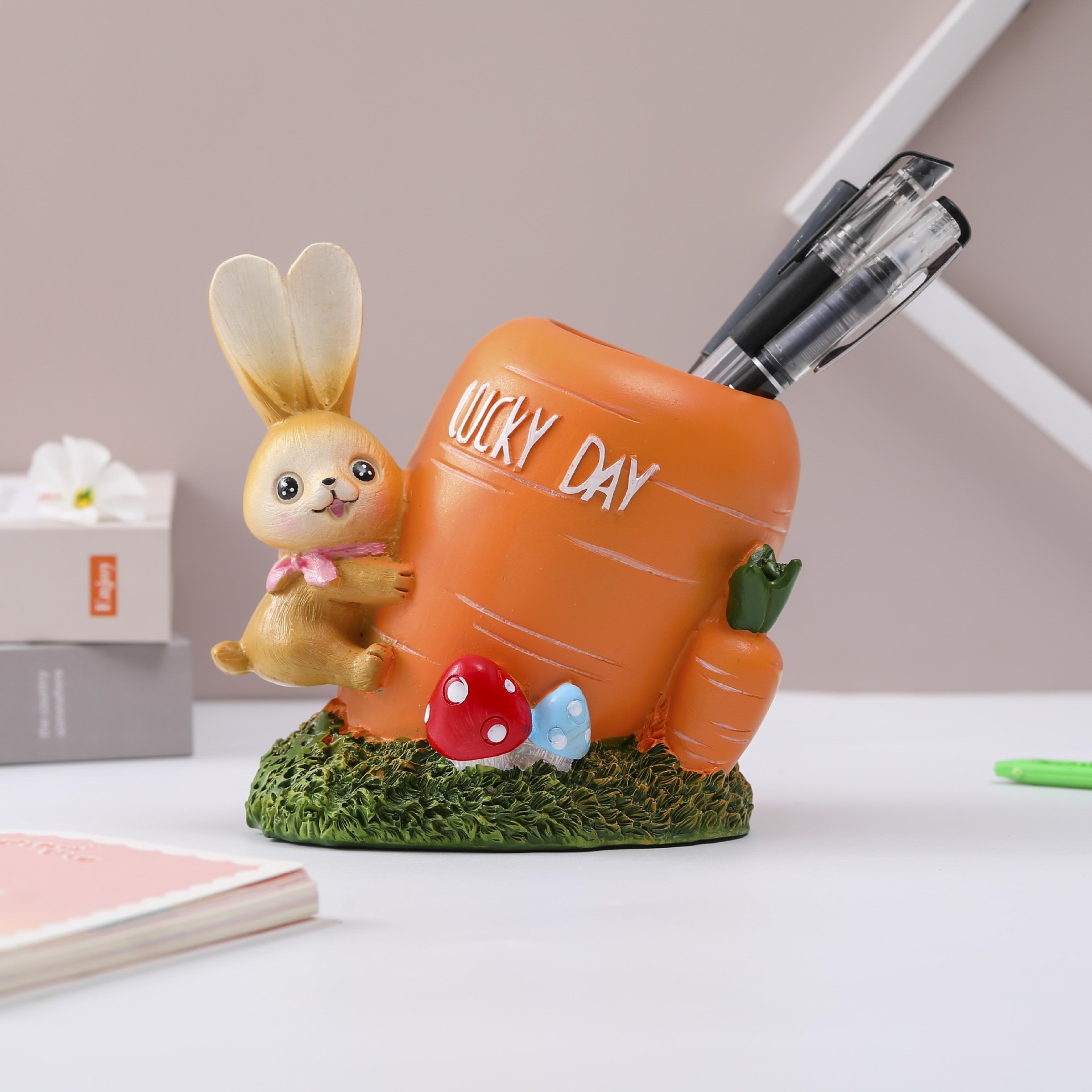 Rabbit resin decoration storage desktop — imagen 4