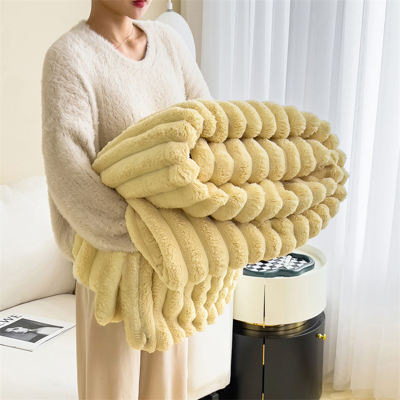 Rabbit plush blanket — image 14