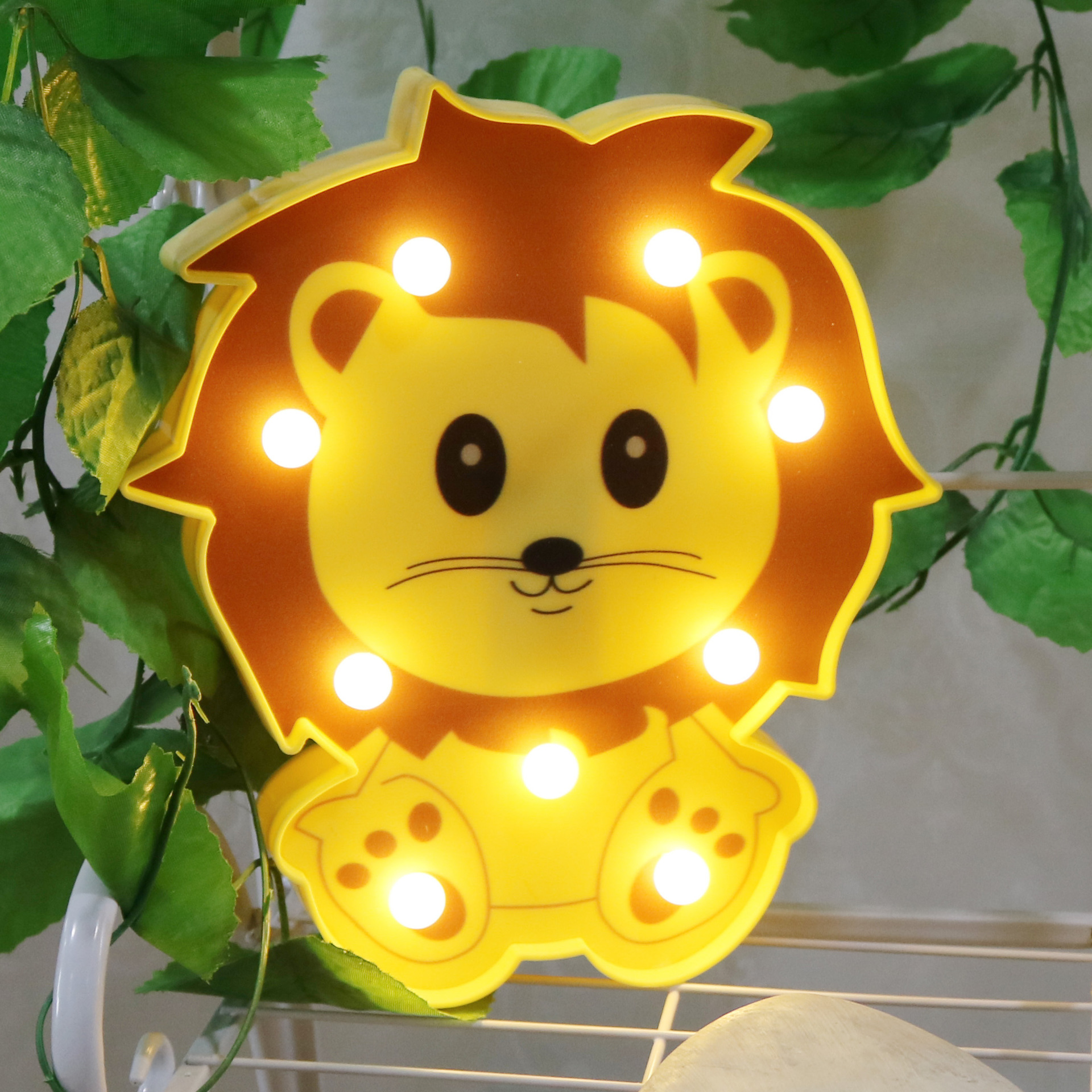 Ins Cute Animal Lion Panda Raccoon Decorative Modeling Lamp Cartoon Children's Room Living Room Decoration Night Lamp — image 5