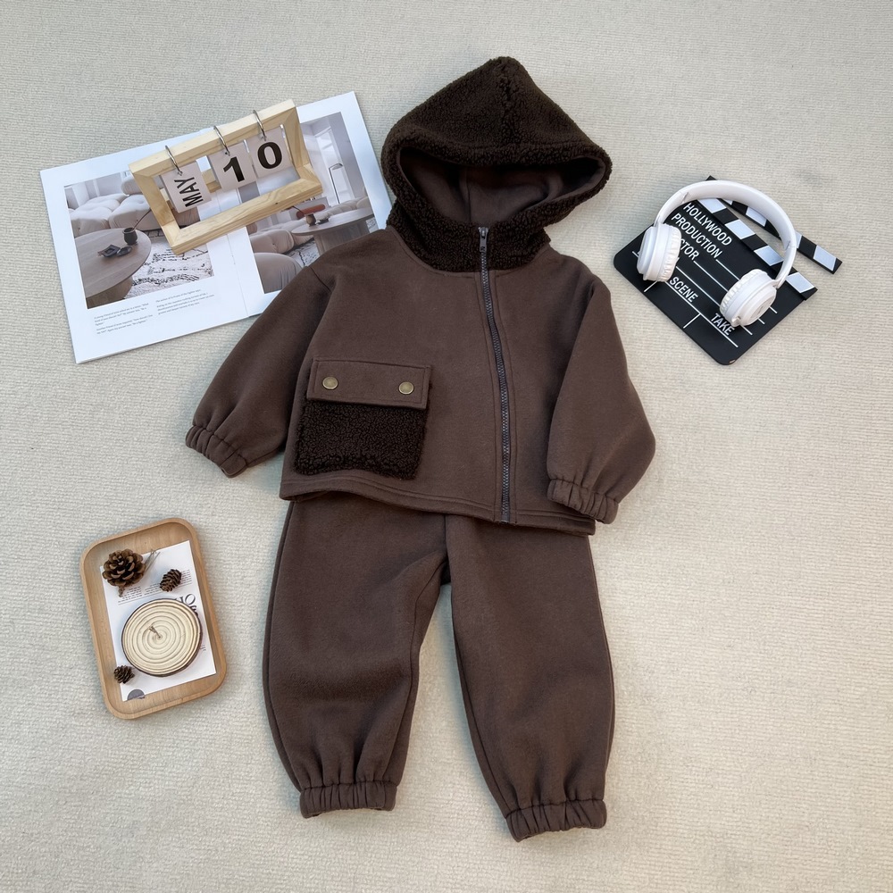 Children's fleece hoodie color blocked lamb wool set — image 4