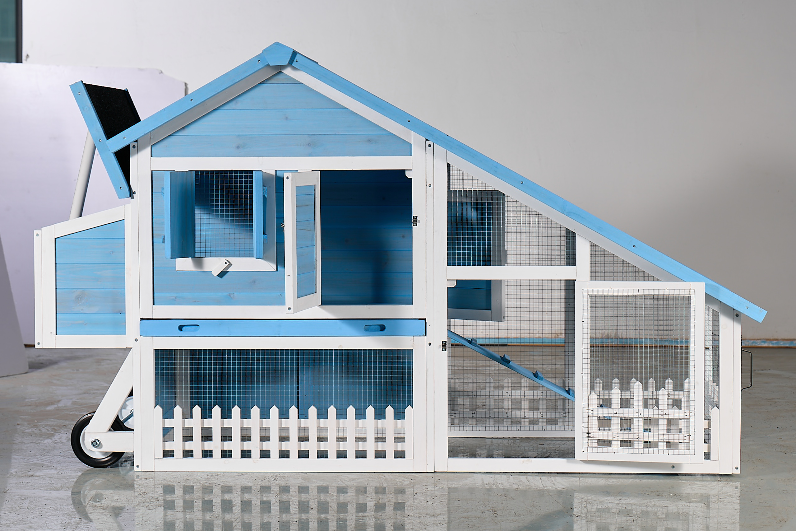 76 Wooden Rabbit Hutch Bunny Cage With Waterproof Asphalt Roof, Fun Outdoor Run, Removable Tray And Ramp, Light Blue — imagen 3