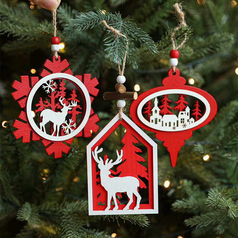 Christmas tree decorations, wooden creative pendants, reindeer houses, snowflakes, Christmas decorations, pendants — image 1
