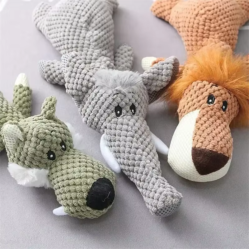 Juguetes para Perros Grandes: Plushies con Sonido y Textura de Piña Seguros para Masticar — imagen 3