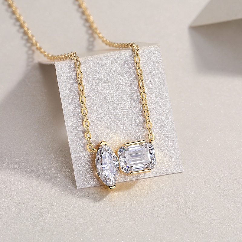 Doble Diamante Sombras - Conjunto con Dos Pendientes Octogonales de Ojo de Caballo en Moissanita S925 y Acabado Dorado sobre Plata Estéril