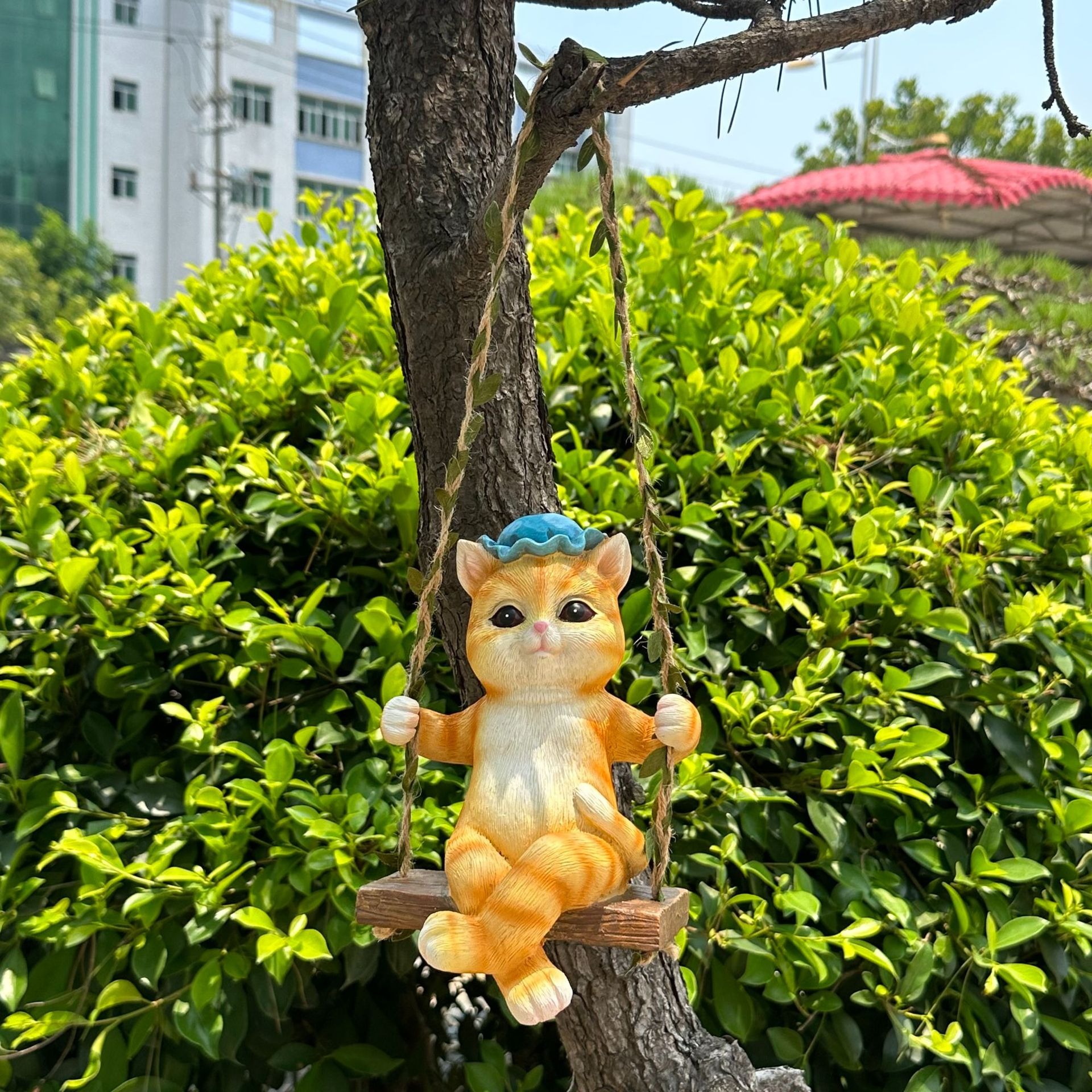 Cat Garden Outdoor Courtyard Home Resin Pendant — image 4