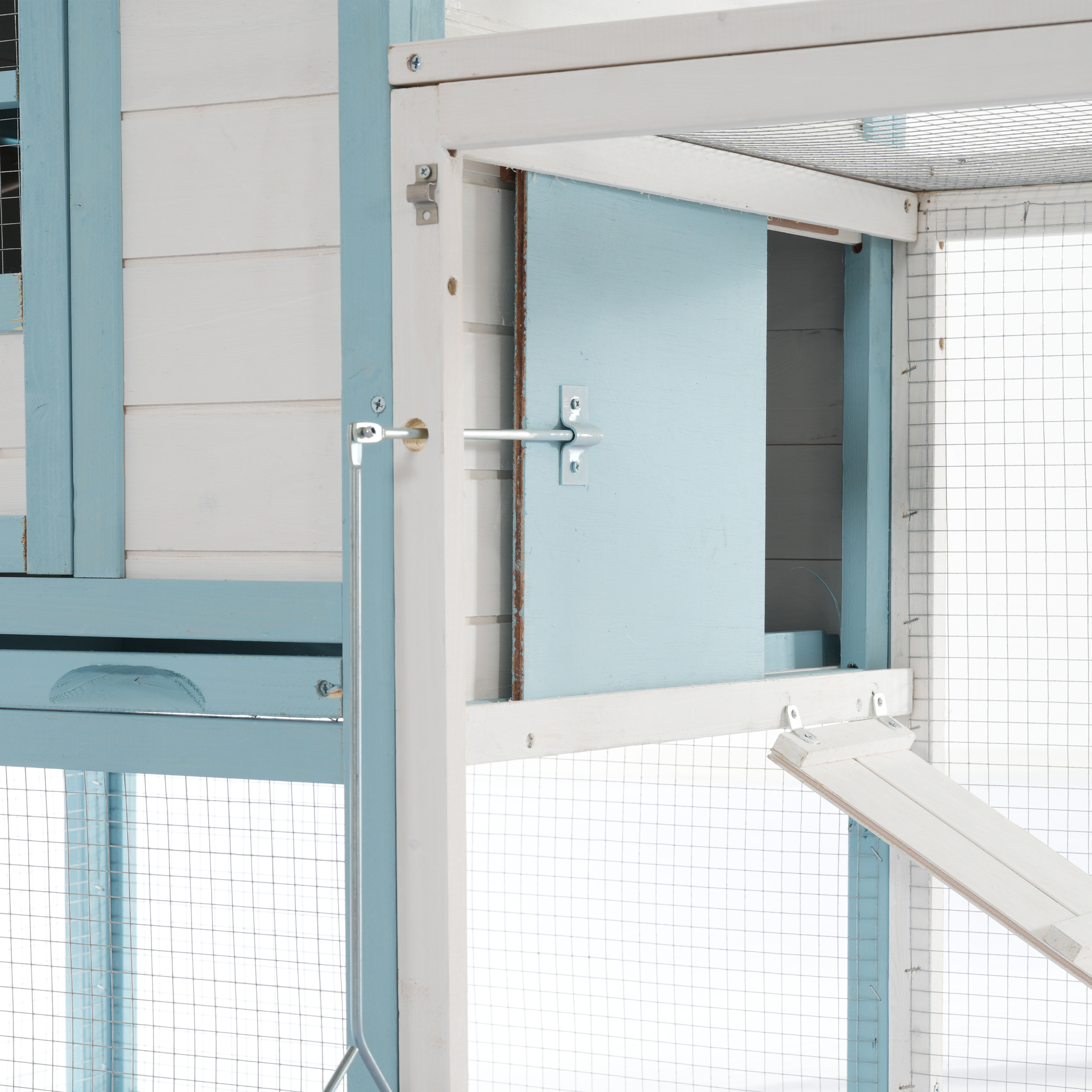 Casa de Gallinas Grande en Madera con Dos Cajas de Incubación, Corral Exterior con Techo Impermeable de Asfalto y Acceso Peatonal, Jaula de Pollos de Madera de Abeto con Platos de Desperdicios Retraillables, Azul y Blanco para Gallineros de Patio — imagen 3