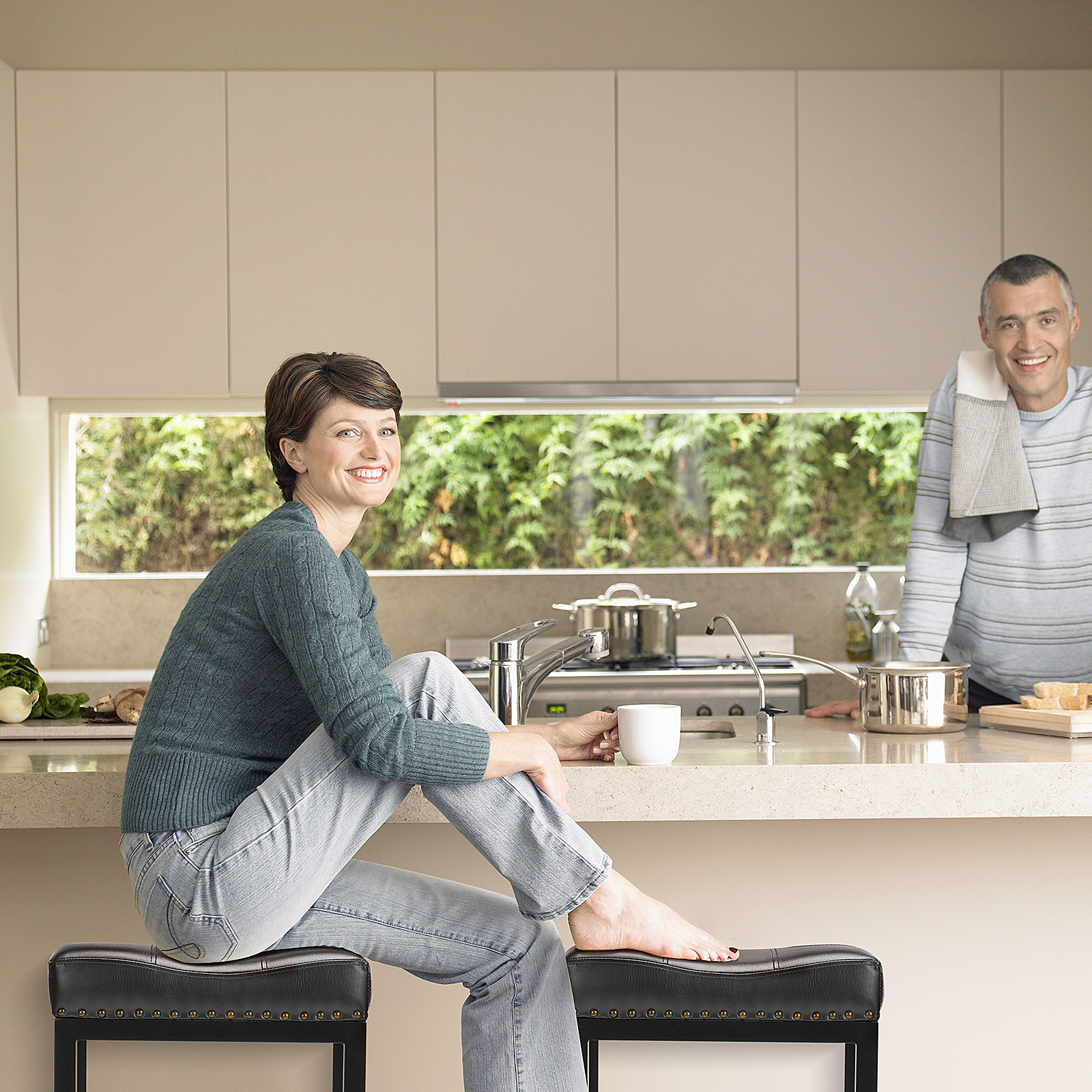 Saddle Bar Stool Kitchen Stools, Sturdy Steel Frame — image 13