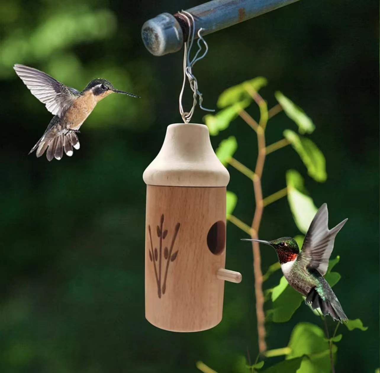 Hummingbird House Outdoor Garden Patio Hanging Hummingbird House Resin Bird Feeder Charming Decor — image 4