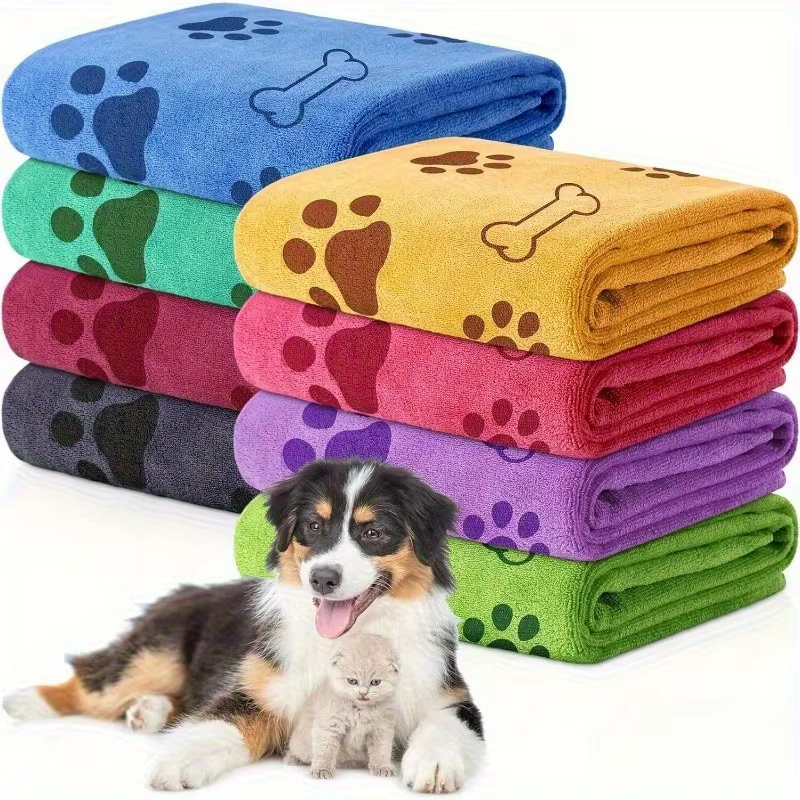 Quick-Dry Pet Towels for Medium Dogs - Soft, Absorbent Polyester with Fun Paw Print Design, Ideal for Bathing and Grooming — image 1